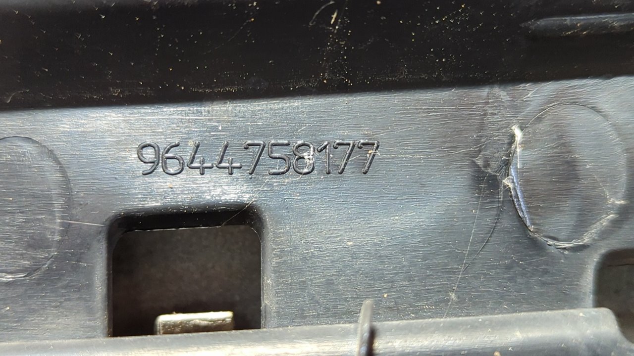 REJILLA DELANTERA CITROEN BERLINGO - vista 4