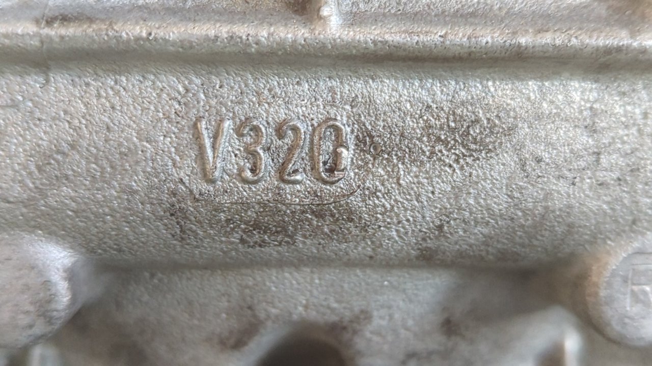 CULATA VOLKSWAGEN PASSAT BERLINA (3B2) - vista 3