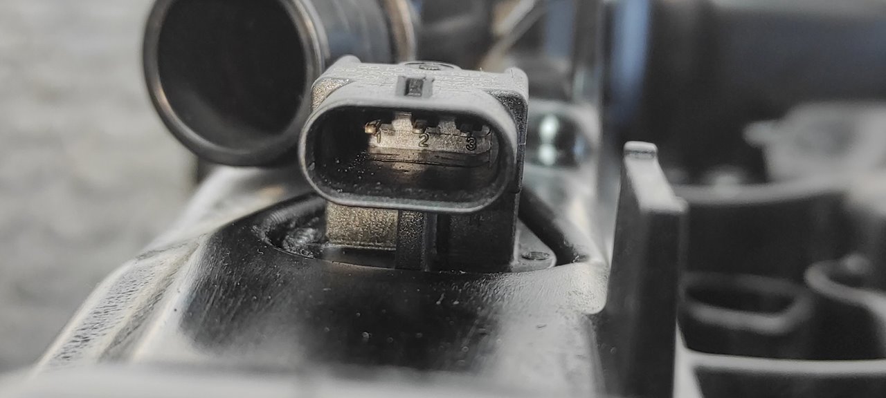 TAPA BALANCINES MERCEDES-BENZ CLASE C (W204) LIM. - vista 3