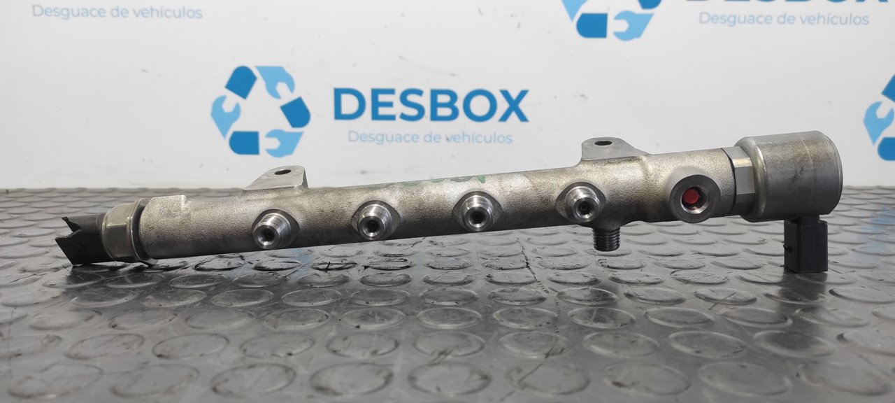 RAMPA INYECTORA MERCEDES-BENZ CLASE C (W204) LIM. - vista 8