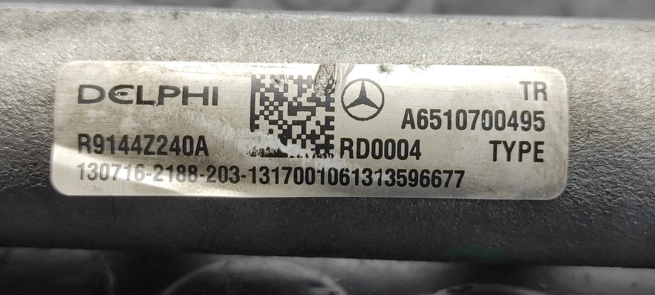 RAMPA INYECTORA MERCEDES-BENZ CLASE C (W204) LIM. - vista 9