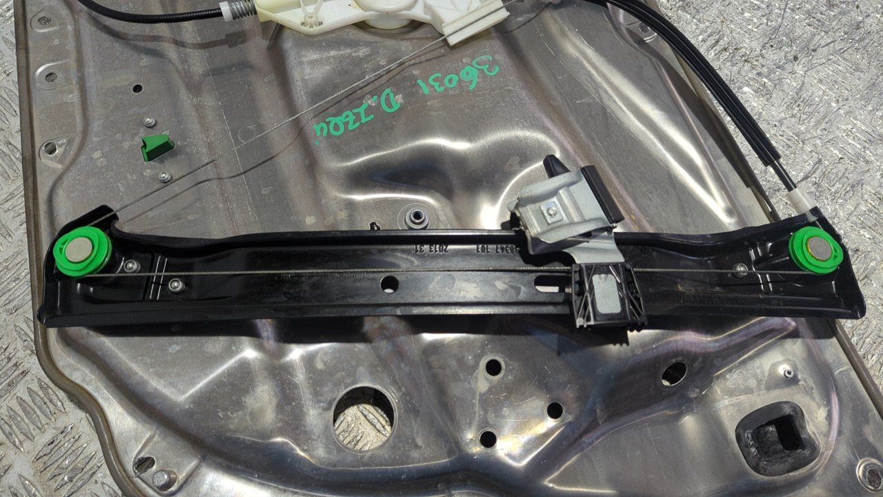 ELEVALUNAS DELANTERO IZQUIERDO MERCEDES-BENZ CLASE C (W204) LIM. - vista 7