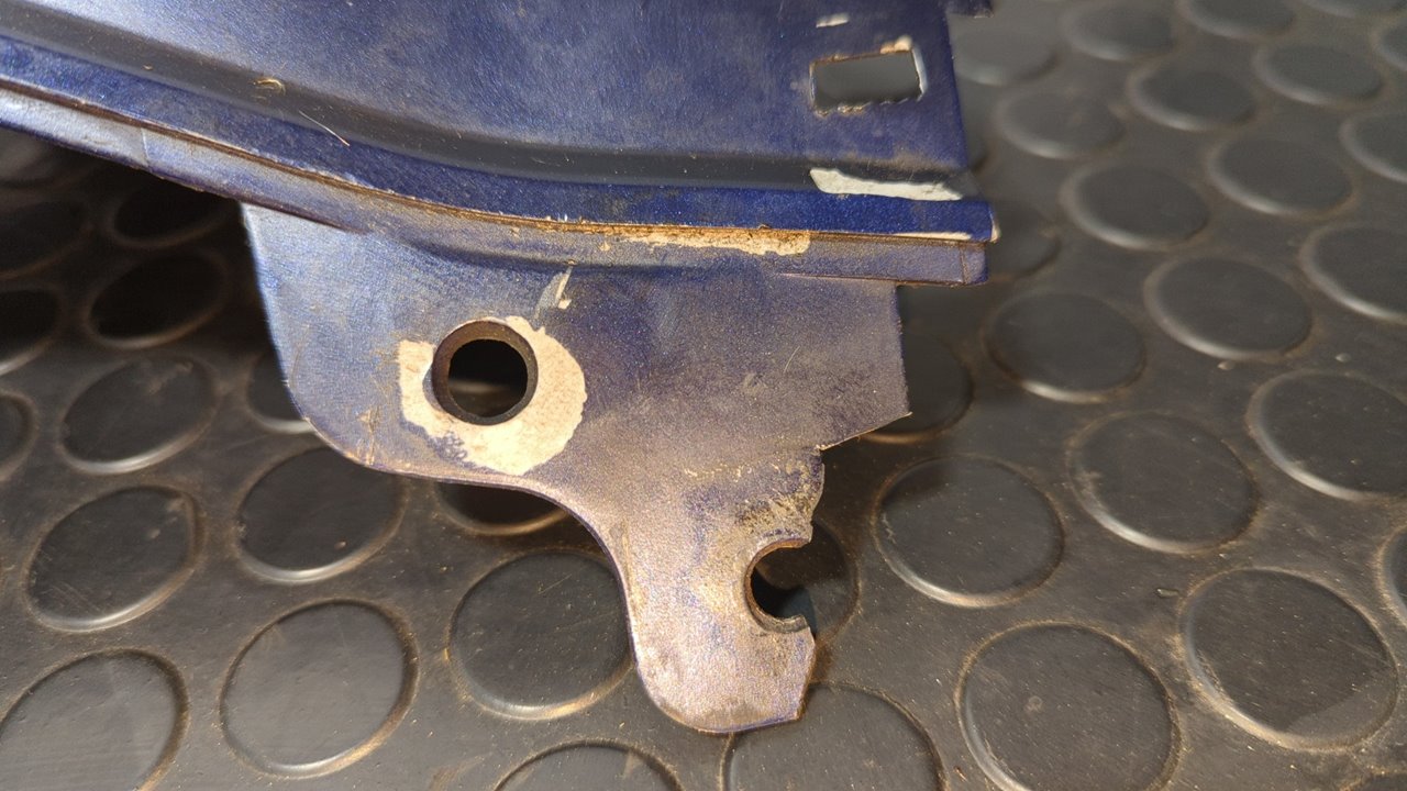 REJILLA DELANTERA KIA CARNIVAL II - vista 4