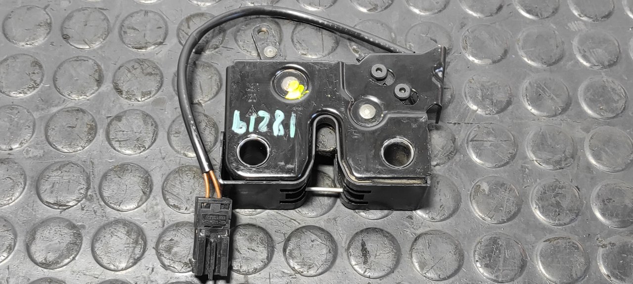 CERRADURA MALETERO / PORTON PORSCHE BOXSTER (TIPO 987) - vista 2