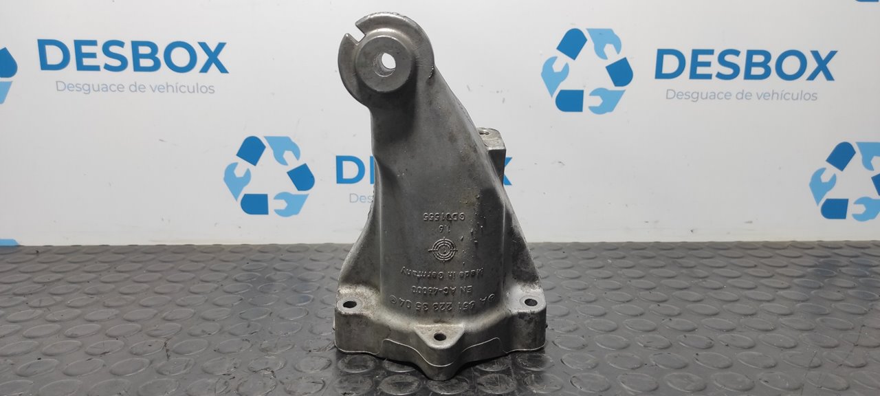 SOPORTE MOTOR MERCEDES-BENZ CLASE C (W204) LIM.