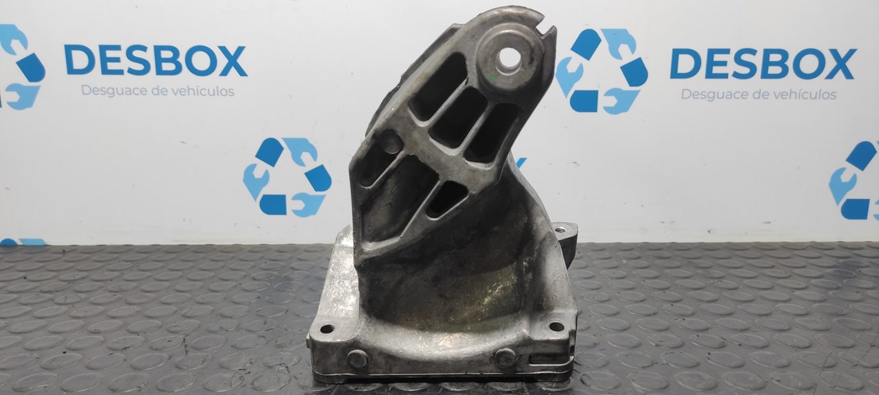 SOPORTE MOTOR MERCEDES-BENZ CLASE C (W204) LIM. - vista 2