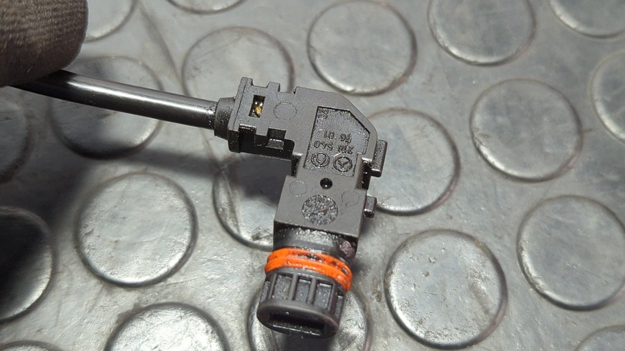 SENSOR ABS DELANTERO DERECHO MERCEDES-BENZ CLASE C (W204) LIM. - vista 5