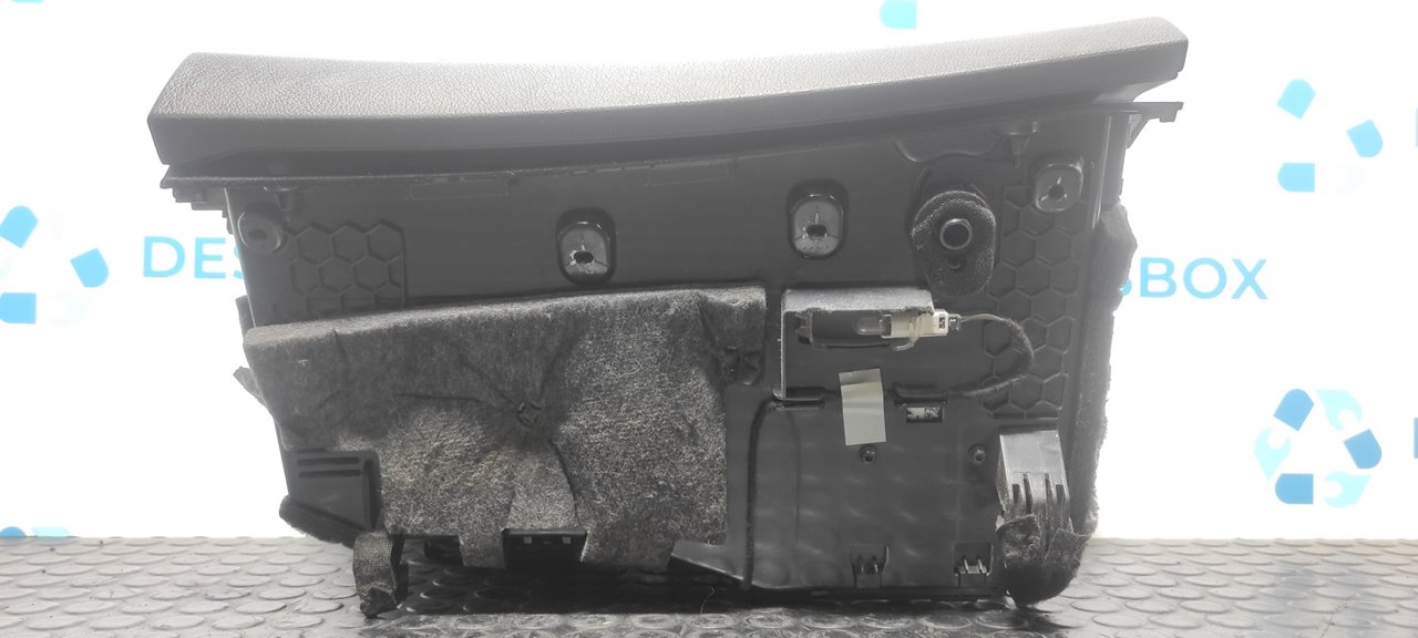 GUANTERA MERCEDES-BENZ CLASE C (W204) LIM. - vista 10