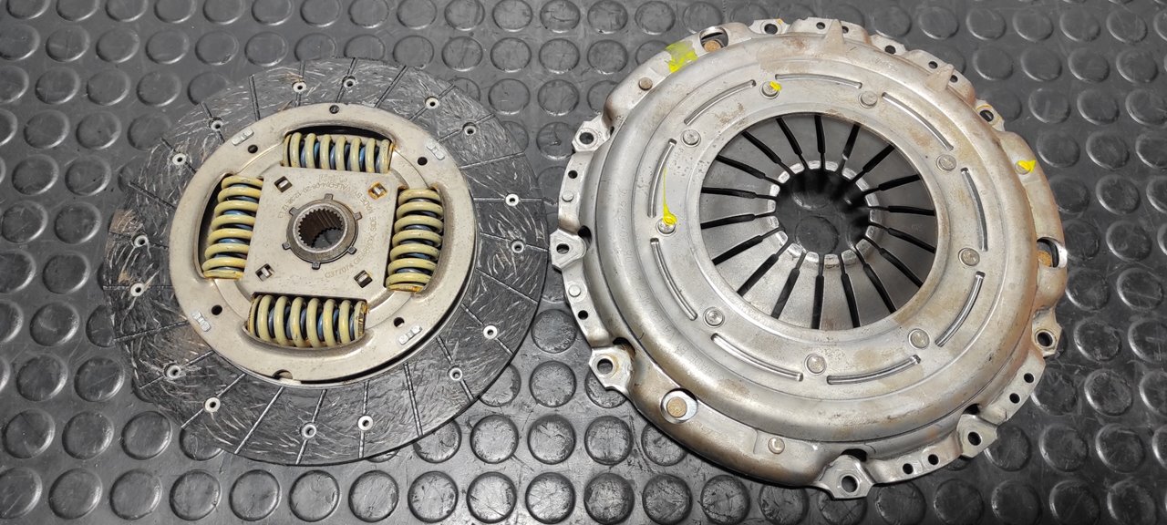 KIT EMBRAGUE AUDI A3 (8L)