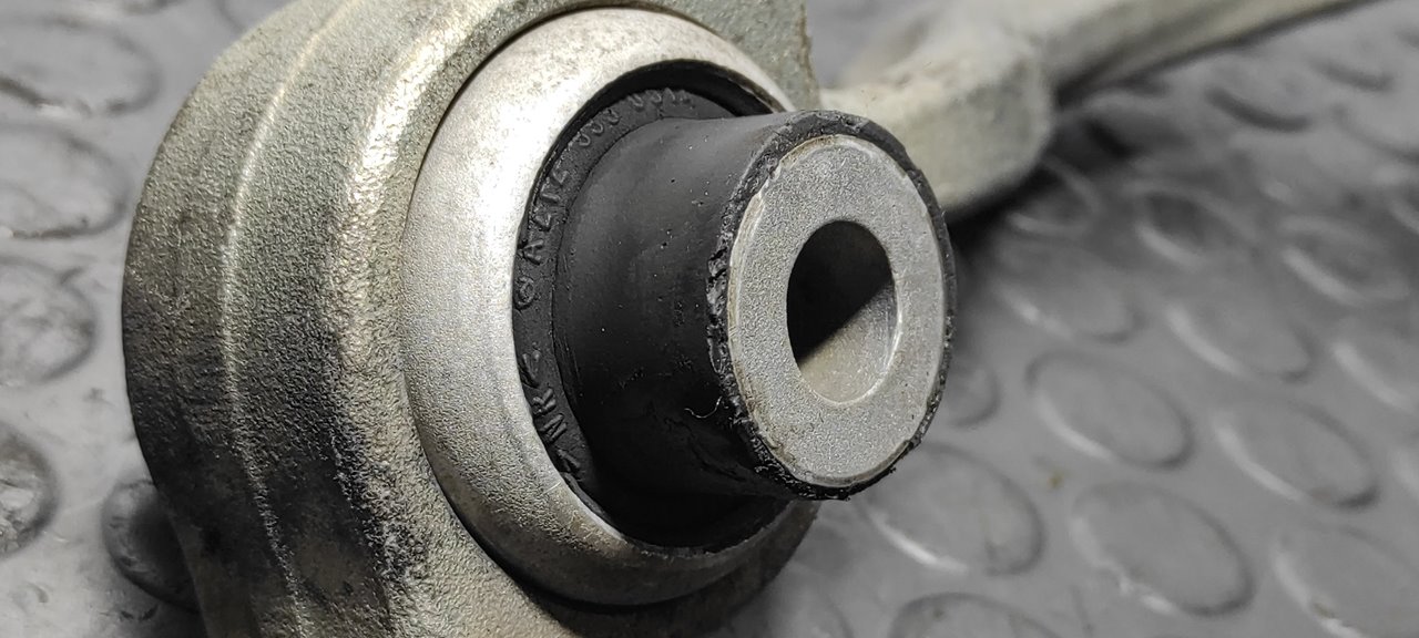 BRAZO DERECHO INFERIOR DELANTERO MERCEDES-BENZ CLASE E (W212) FAMILIAR - vista 4