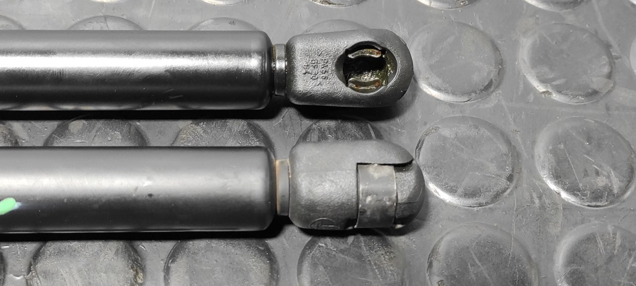 AMORTIGUADORES MALETERO / PORTON MERCEDES-BENZ CLASE C (W204) LIM. - vista 6