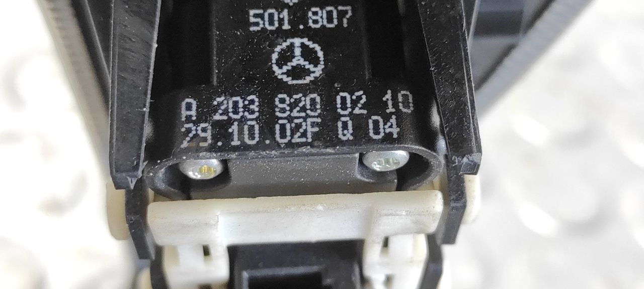 MANDO ELEVALUNAS DELANTERO DERECHO MERCEDES-BENZ CLASE CLK (W209) COUPE - vista 3