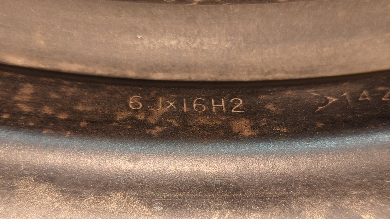 LLANTA RENAULT TRAFIC COMBI (AB 4.01) - vista 2