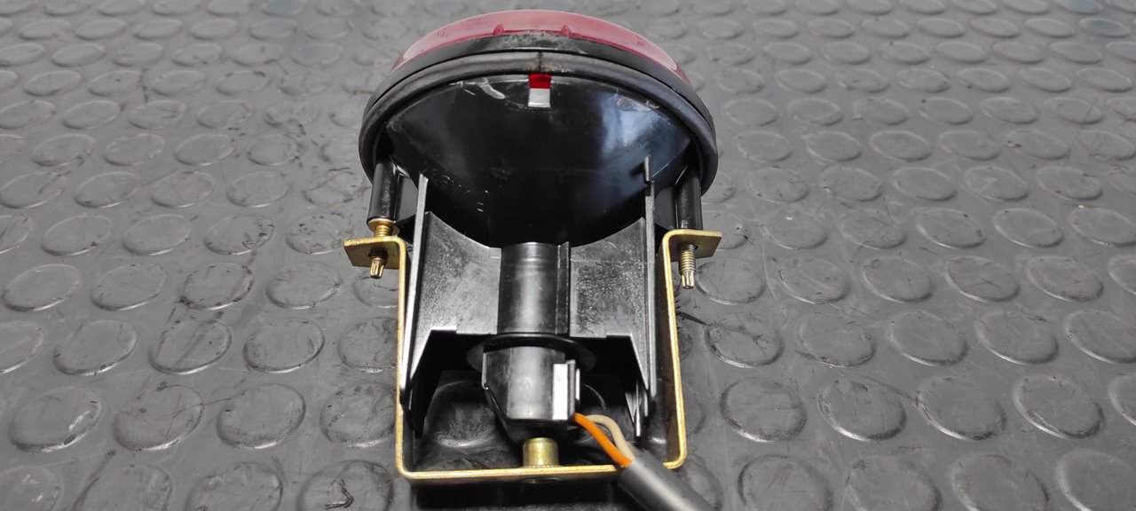 PILOTO TRASERO DERECHO LIGIER NOVA - vista 6