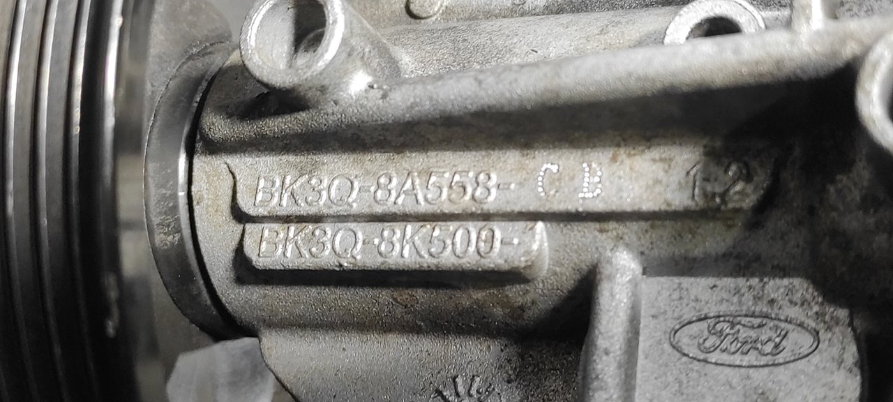 BOMBA AGUA FORD TRANSIT CAJA CERRADA '06 - vista 2