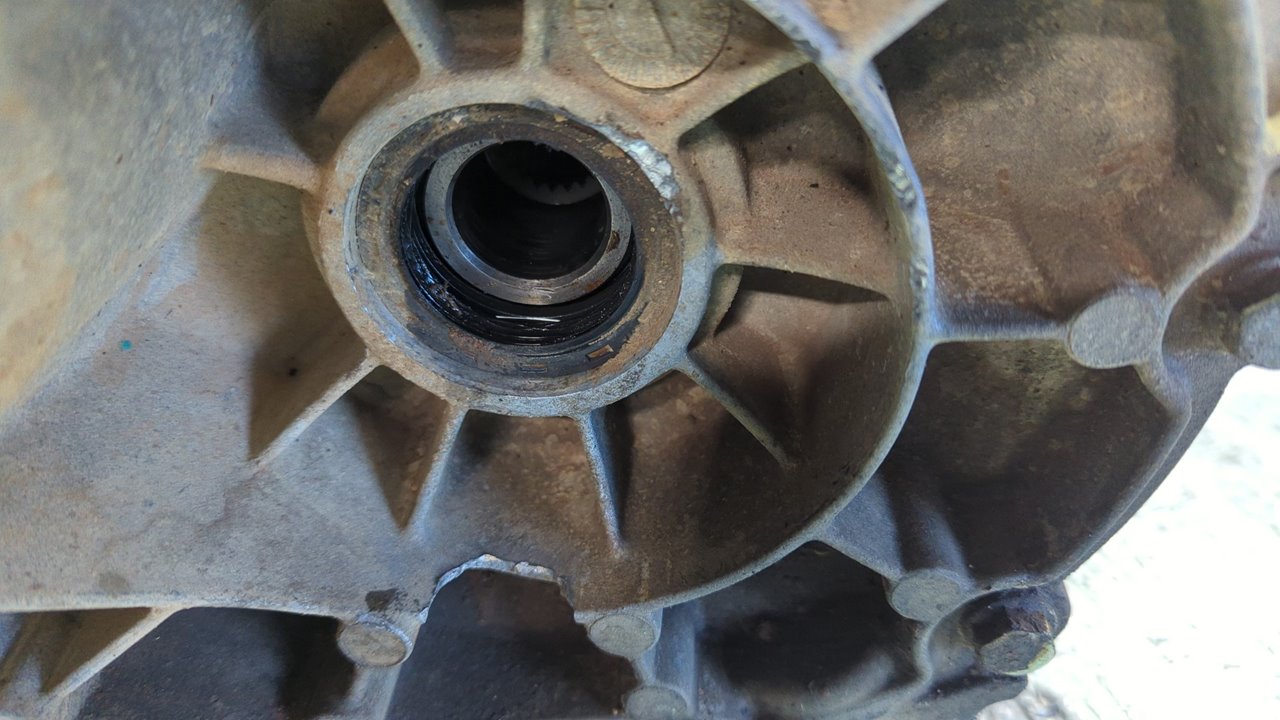 CAJA CAMBIOS FORD FUSION (CBK) - vista 5