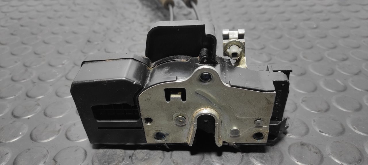 CERRADURA PUERTA DELANTERA DERECHA CHEVROLET CAPTIVA - vista 6