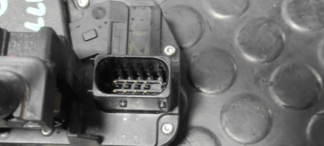 CERRADURA PUERTA DELANTERA DERECHA CHEVROLET CAPTIVA - vista 7