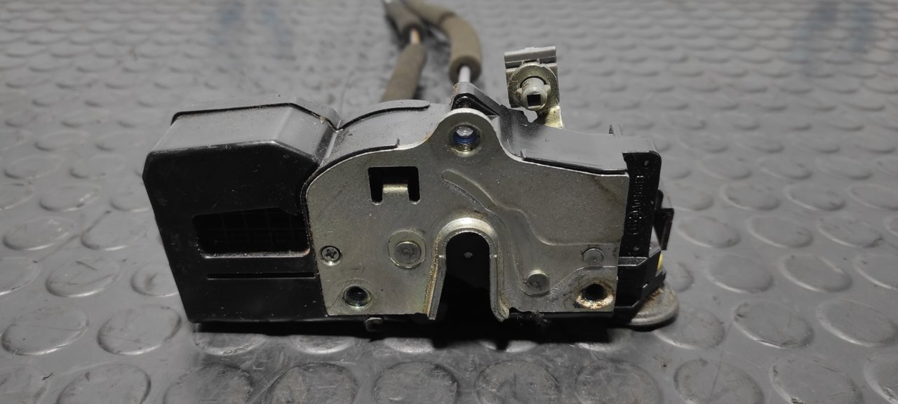 CERRADURA PUERTA TRASERA DERECHA CHEVROLET CAPTIVA - vista 6