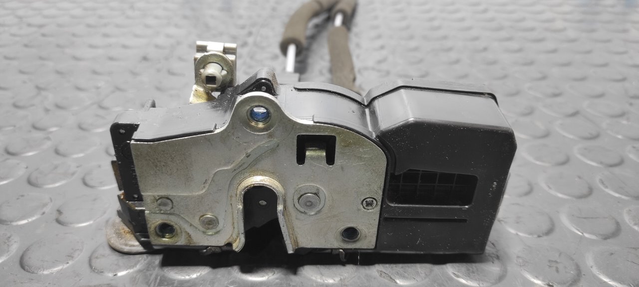 CERRADURA PUERTA TRASERA IZQUIERDA CHEVROLET CAPTIVA - vista 2