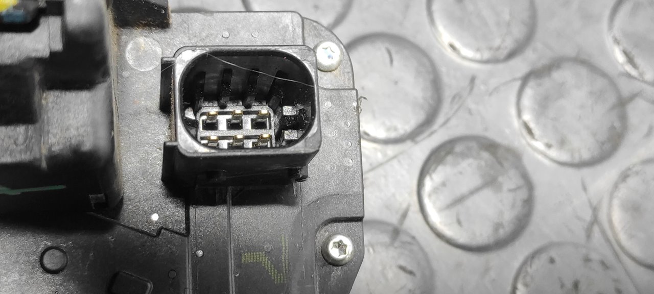 CERRADURA PUERTA TRASERA IZQUIERDA CHEVROLET CAPTIVA - vista 7