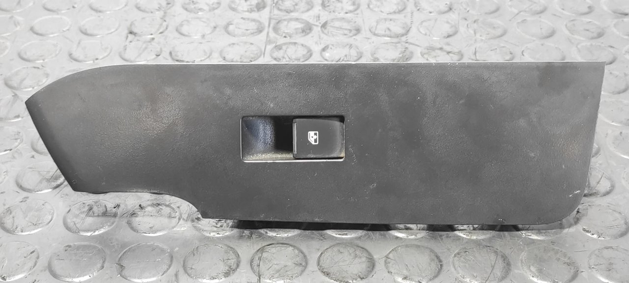 MANDO ELEVALUNAS DELANTERO DERECHO CHEVROLET CAPTIVA