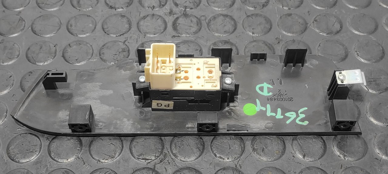 MANDO ELEVALUNAS DELANTERO DERECHO CHEVROLET CAPTIVA - vista 2