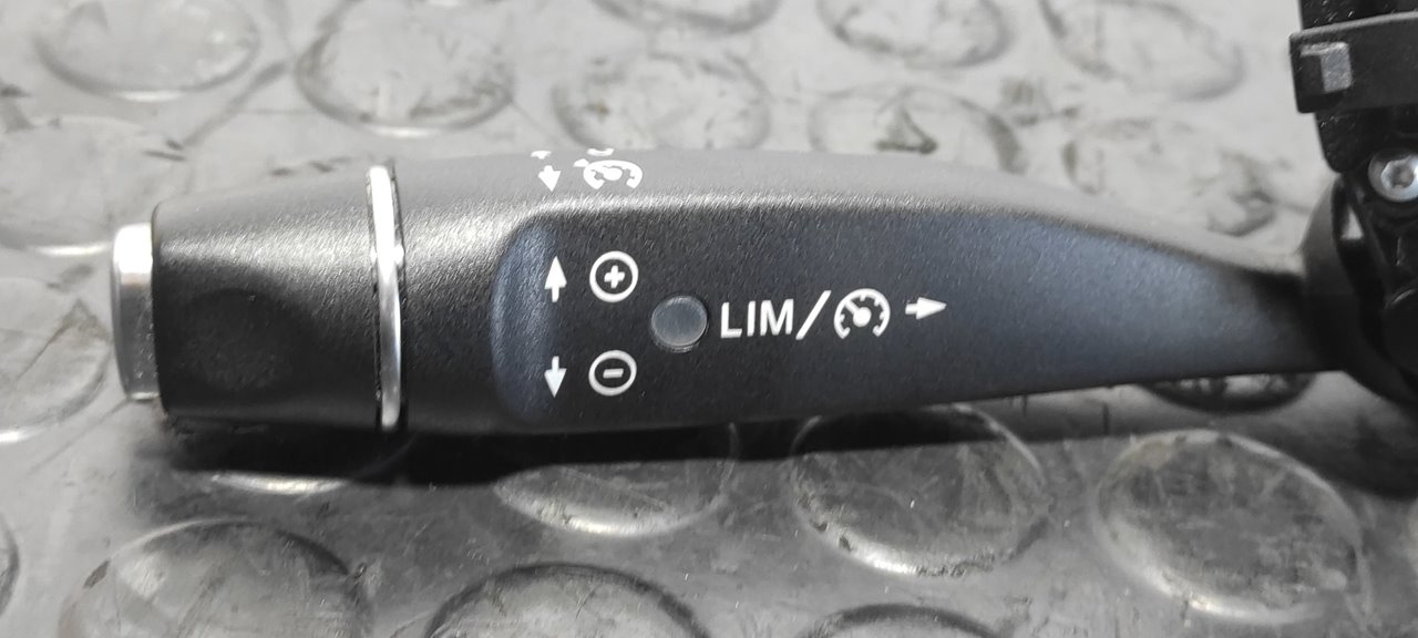 MANDO MULTIFUNCION MERCEDES-BENZ CLASE C (W204) LIM. - vista 6