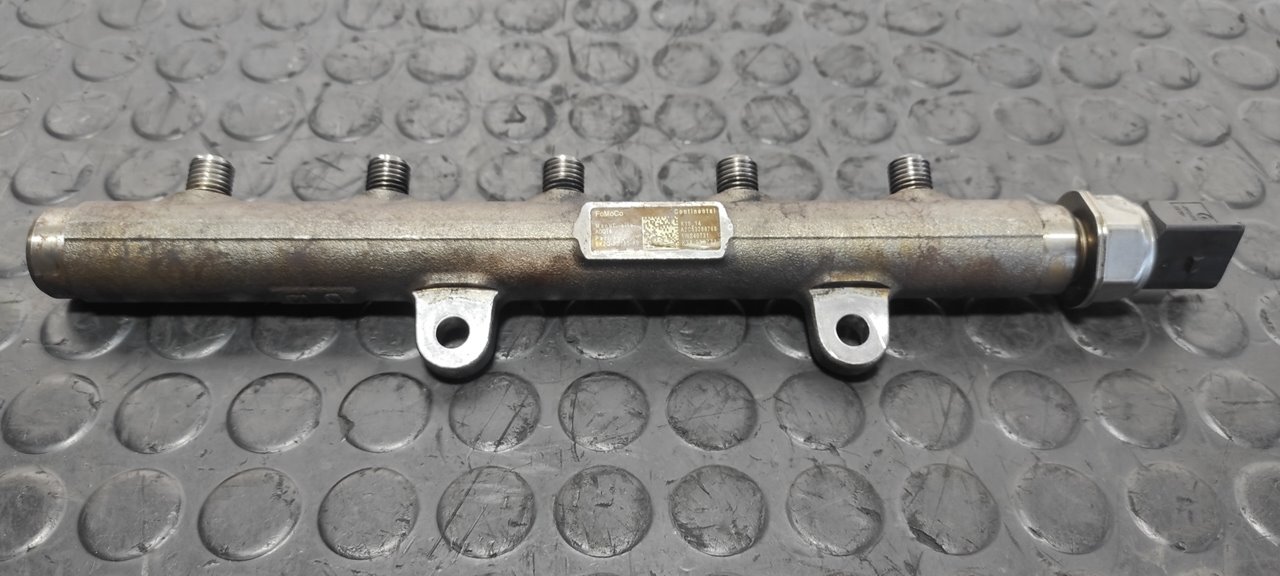 RAMPA INYECTORA FORD TRANSIT CAJA CERRADA '06