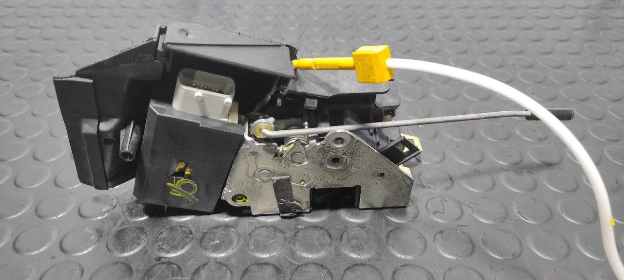 CERRADURA PUERTA DELANTERA IZQUIERDA BMW SERIE 5 BERLINA (E39) - vista 5