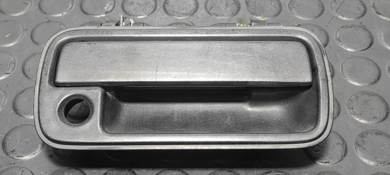 MANETA DELANTERA DERECHA SUZUKI VITARA SE/SV (ET)