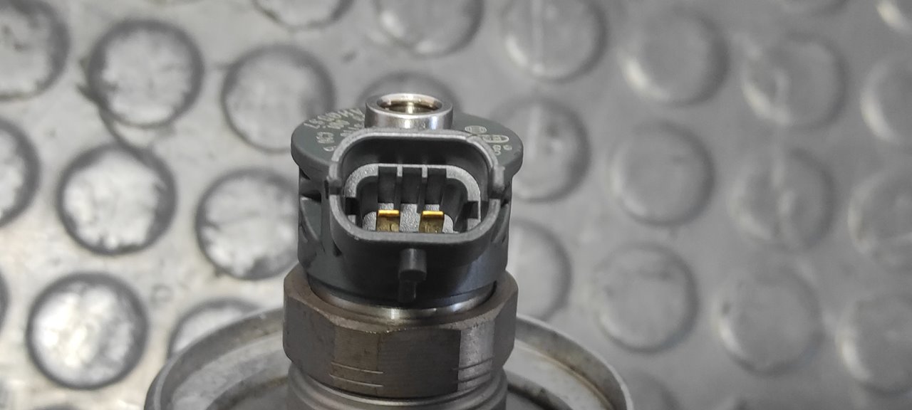 INYECTOR RENAULT MAXITY - vista 2