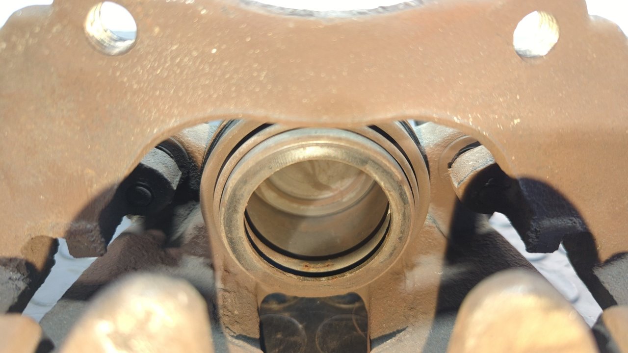 PINZA DE FRENO DELANTERA DERECHA FORD KUGA (CBS) - vista 4