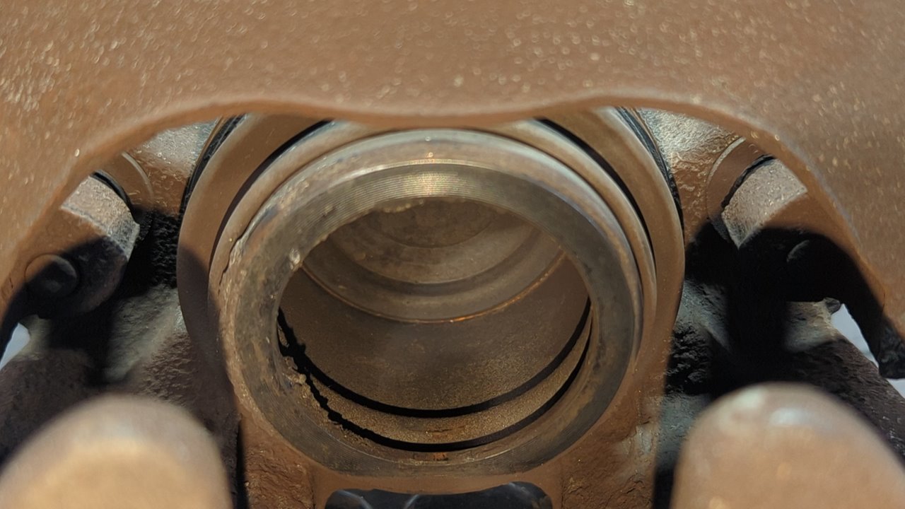 PINZA DE FRENO DELANTERA IZQUIERDA FORD KUGA (CBS) - vista 3