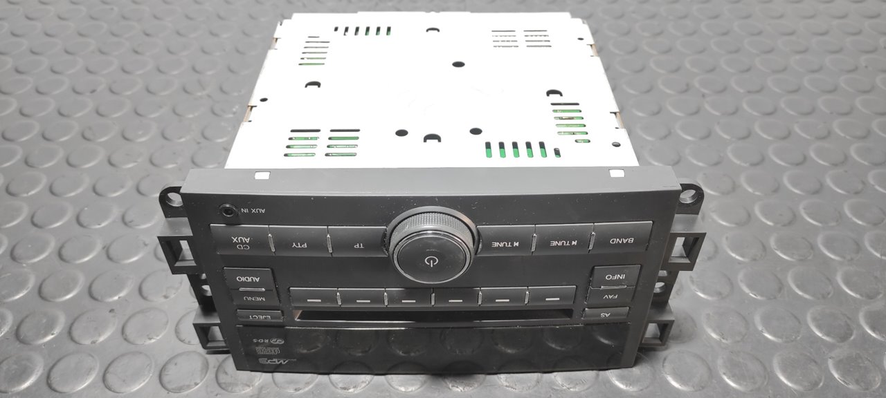 SISTEMA AUDIO / RADIO CD CHEVROLET CAPTIVA - vista 3