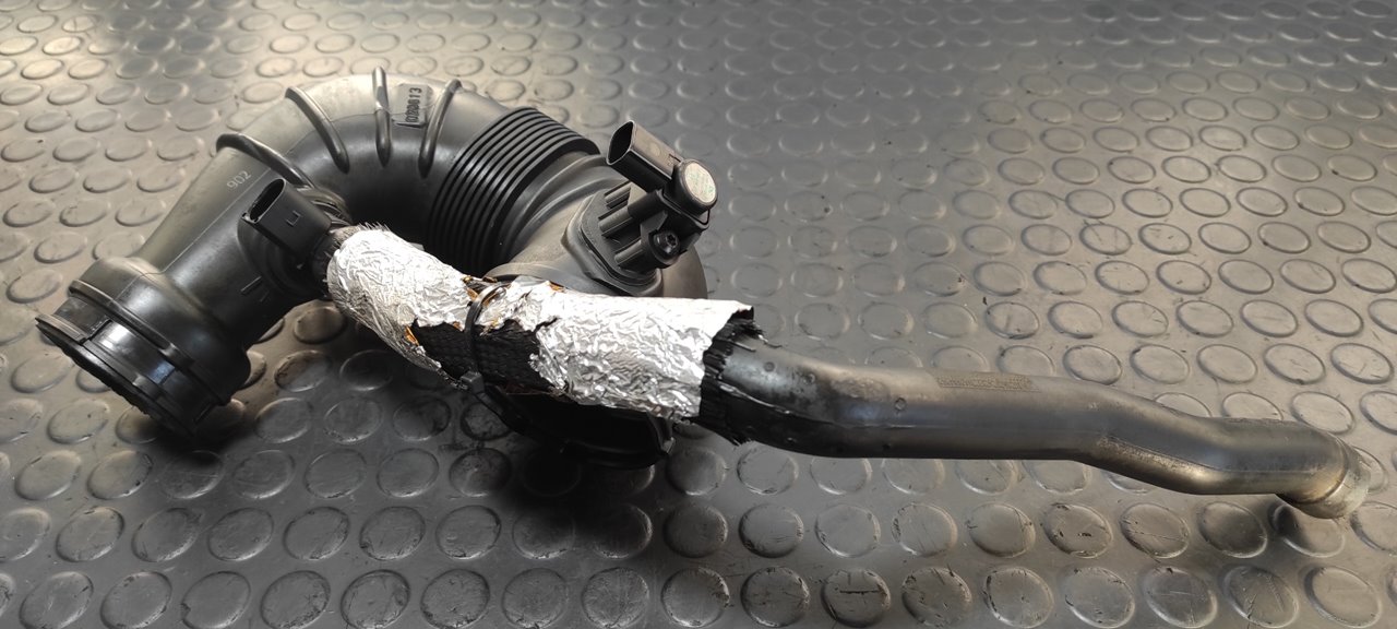 TUBO MERCEDES-BENZ CLASE C (W204) LIM.