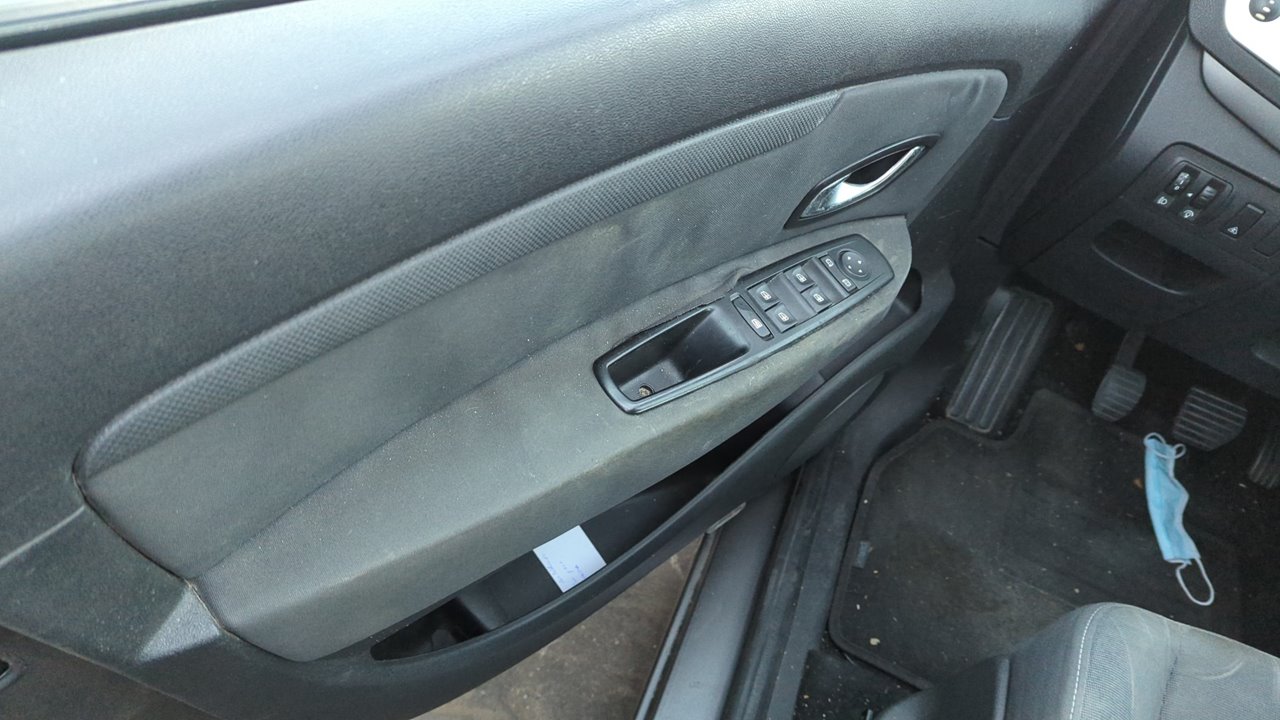 REFUERZO PARAGOLPES DELANTERO RENAULT SCENIC III - vista 14