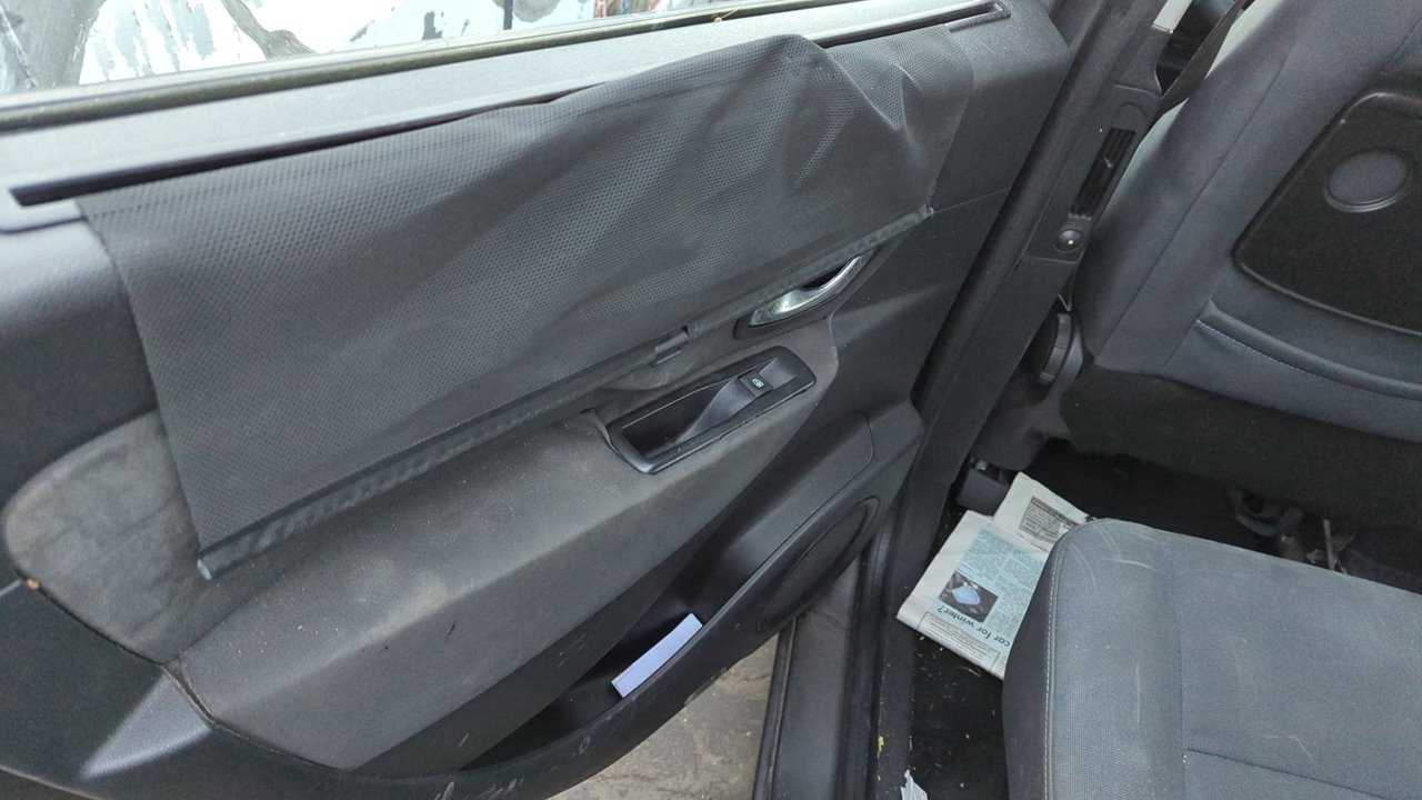 REFUERZO PARAGOLPES DELANTERO RENAULT SCENIC III - vista 15