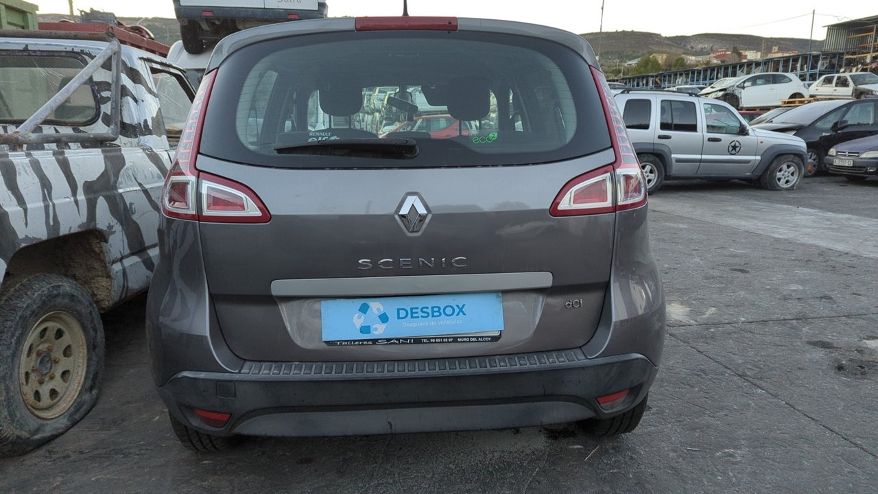 REFUERZO PARAGOLPES DELANTERO RENAULT SCENIC III - vista 6