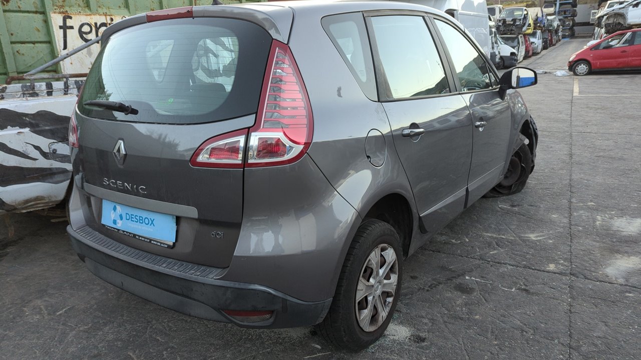 REFUERZO PARAGOLPES DELANTERO RENAULT SCENIC III - vista 8