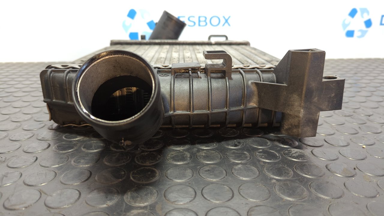 INTERCOOLER MERCEDES-BENZ VITO (W638) CAJA CERRADA - vista 5