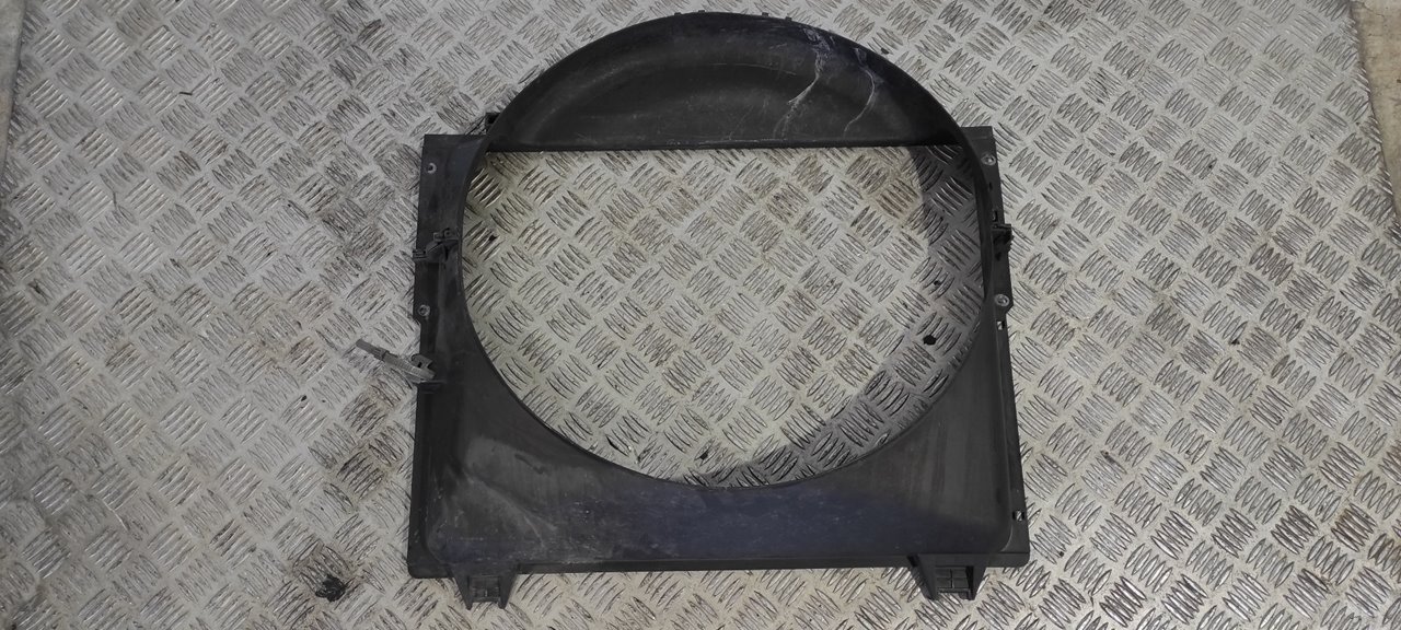 CALANDRA DELANTERA DE RADIADOR RENAULT MAXITY