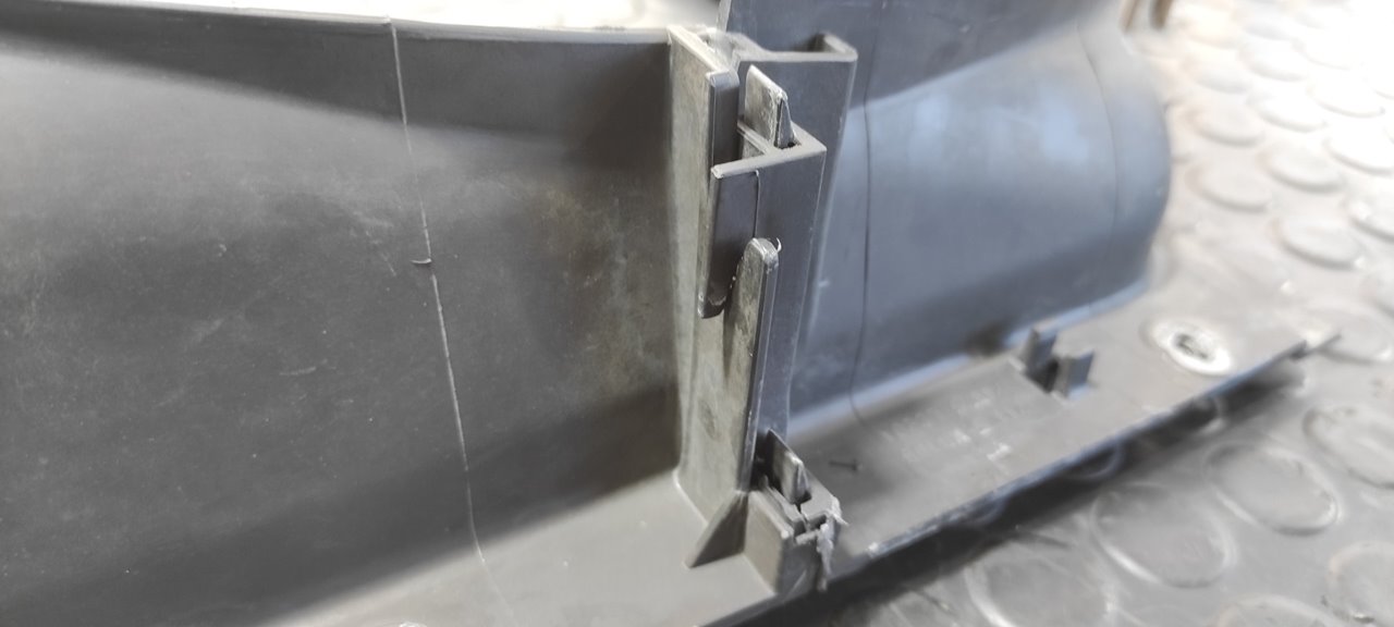 CALANDRA DELANTERA DE RADIADOR RENAULT MAXITY - vista 3