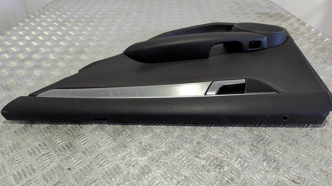 GUARNECIDO PUERTA TRASERA DERECHA MERCEDES-BENZ CLASE C (W204) LIM. - vista 3