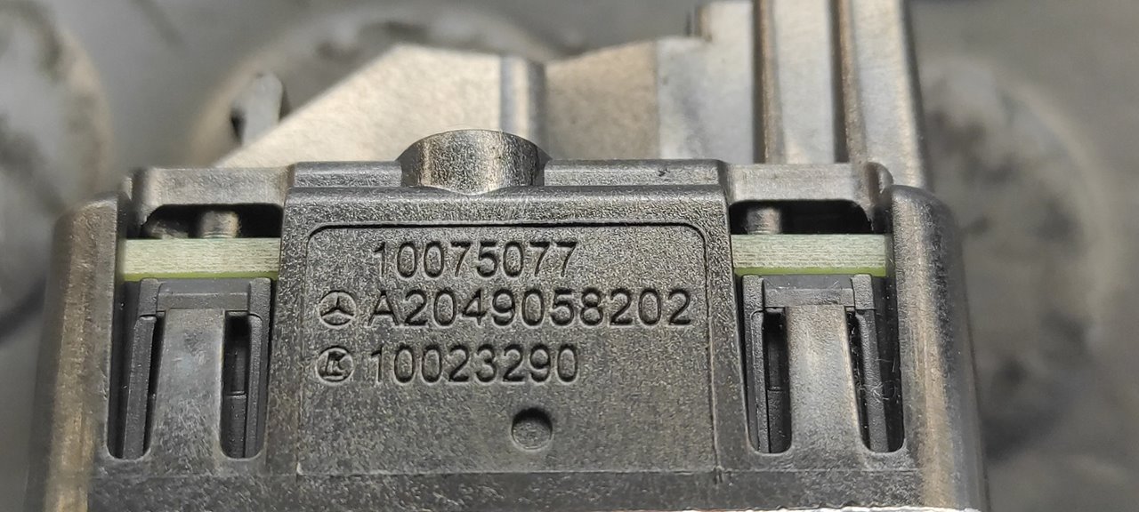 MANDO ELEVALUNAS TRASERO IZQUIERDO MERCEDES-BENZ CLASE C (W204) LIM. - vista 4