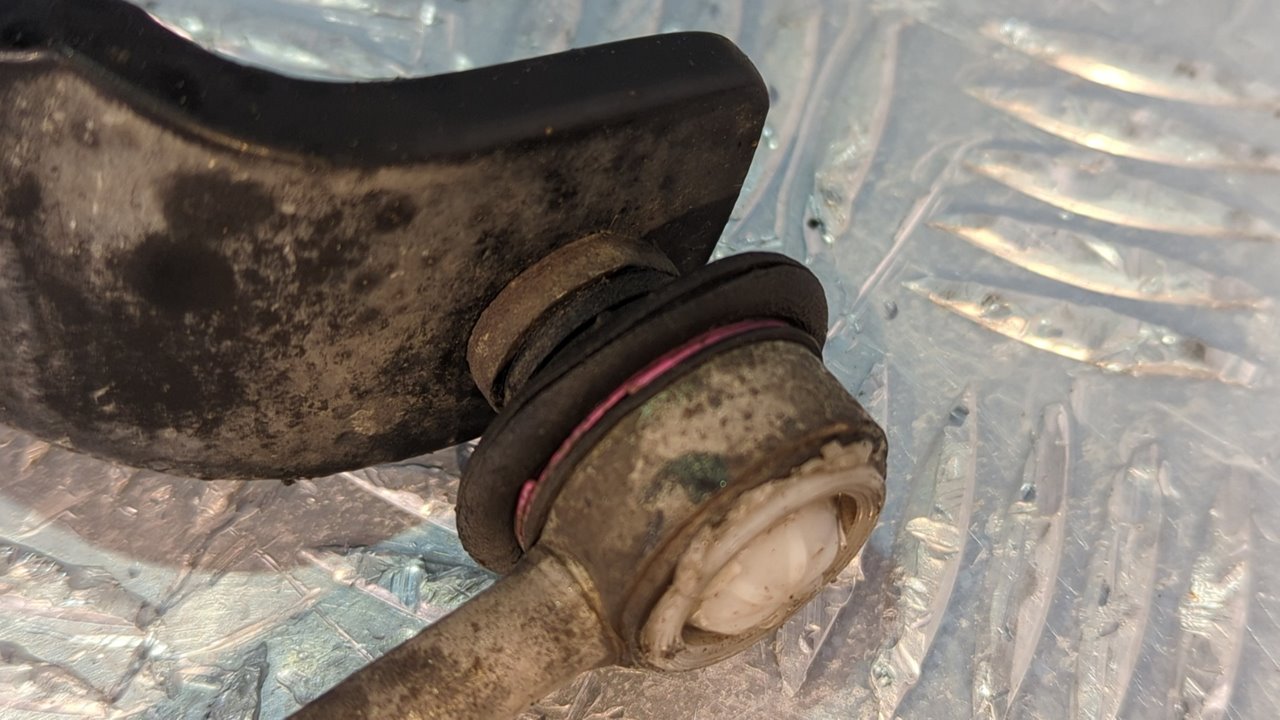 BARRA ESTABILIZADORA DELANTERA FORD KUGA (CBS) - vista 6