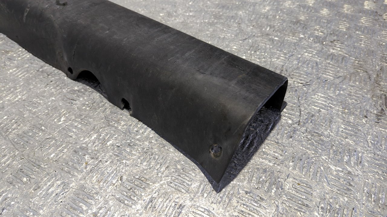 PARAGOLPES TRASERO FORD TRANSIT CAJA CERRADA '06 - vista 7