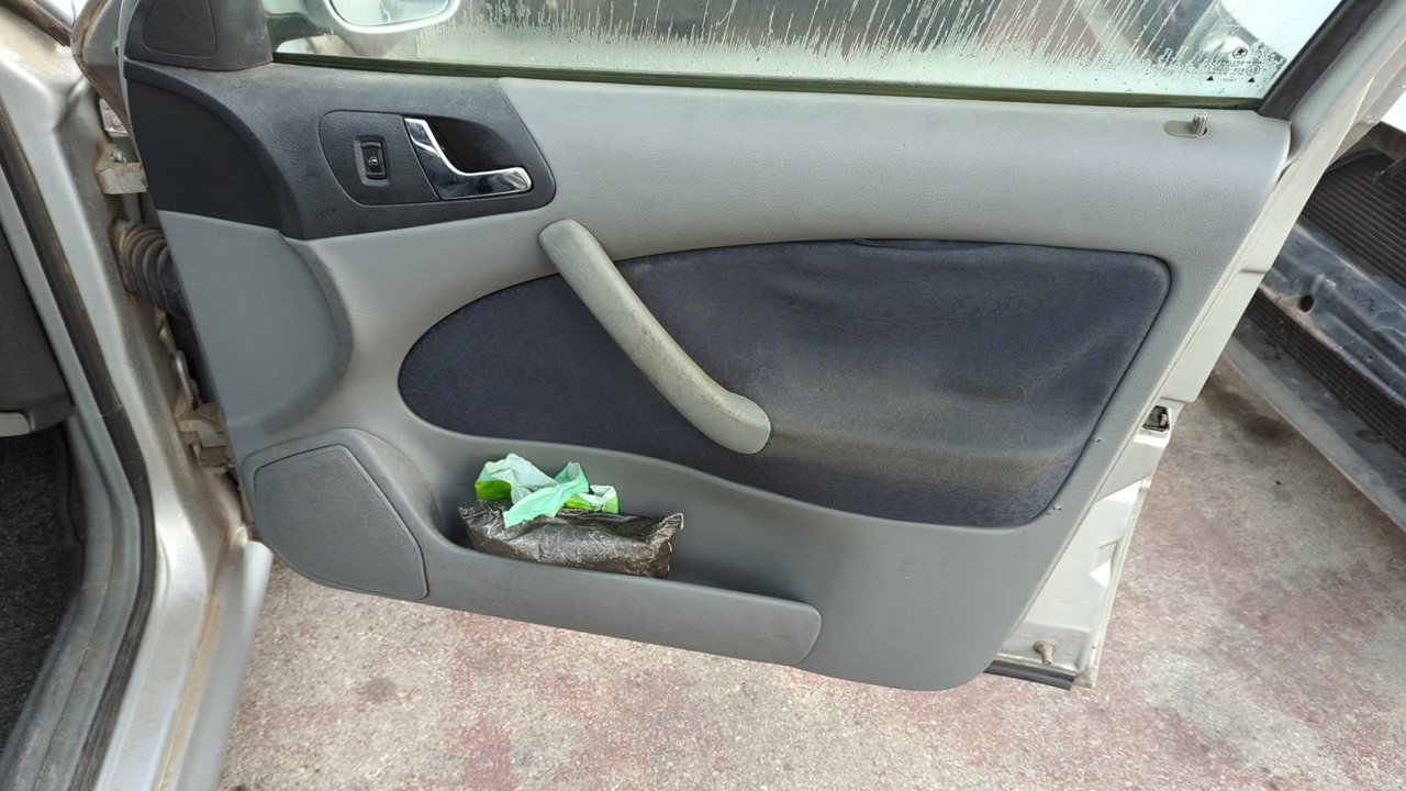 PUERTA DELANTERA DERECHA SKODA OCTAVIA BERLINA (1U2) - vista 2