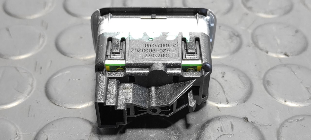 MANDO ELEVALUNAS TRASERO DERECHO MERCEDES-BENZ CLASE C (W204) LIM. - vista 3