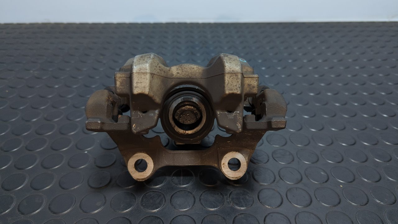 PINZA DE FRENO TRASERA DERECHA MERCEDES-BENZ CLASE C (W204) LIM. - vista 6